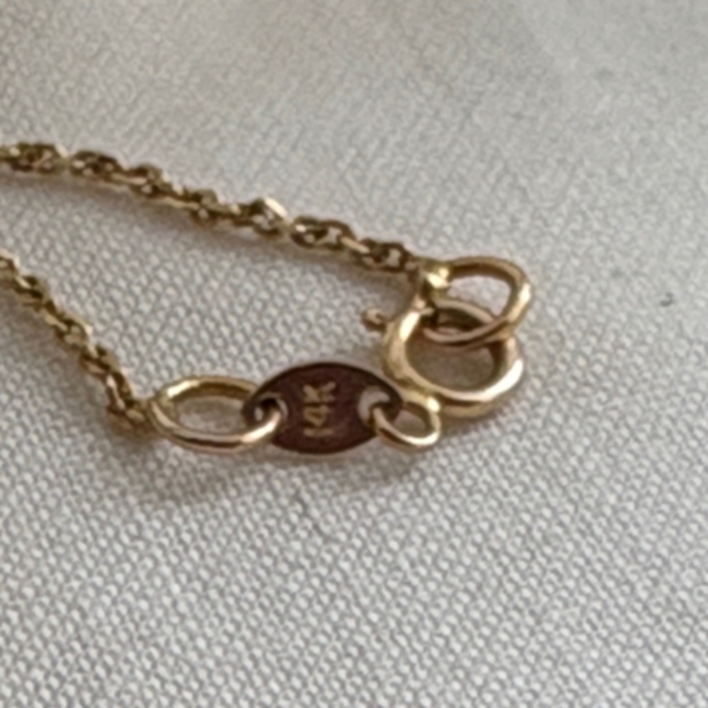14k Gold Heart Pendant Necklace - Picture 2 of 4